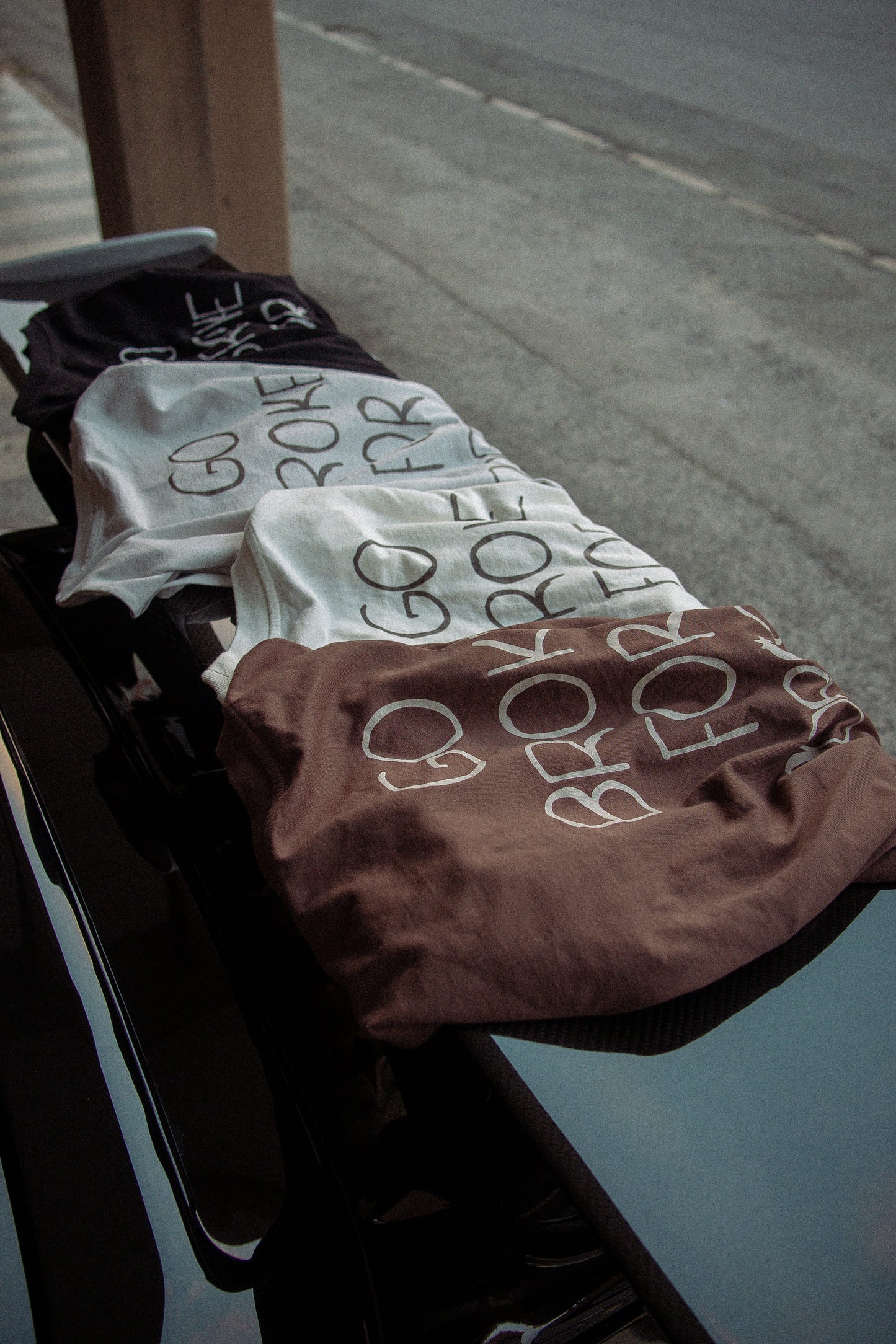 T-Shirt "Go Broke For Porsche"